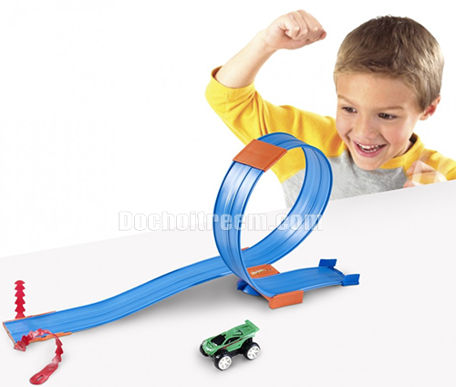 duong dua treo tuong hot wheels v2169 5