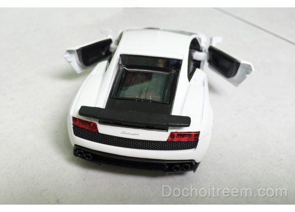 Xe-Lamborghini-Gallardo-LP570-4-Supperleggra-554998-7