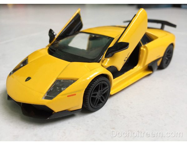 Xe-Lamborghini-Murcielago-LP670-4-SV-(vang)-9