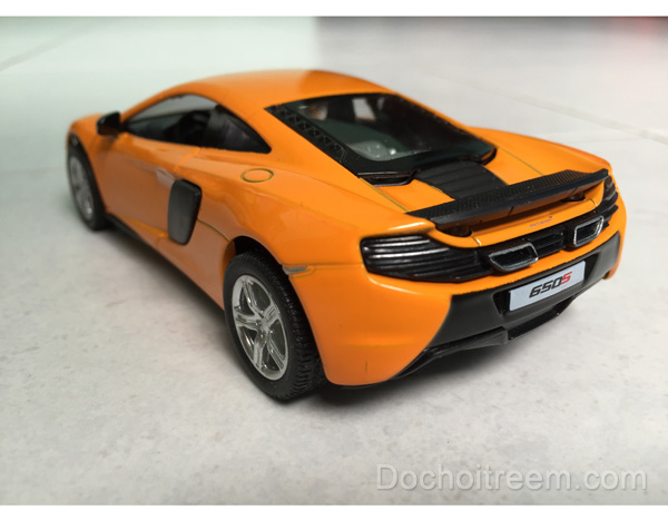 Xe-MCLaren-650S-5