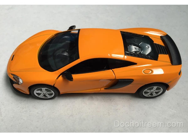 Xe-MCLaren-650S-6