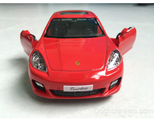 Xe-Porsche-Panamera-Turbo-6