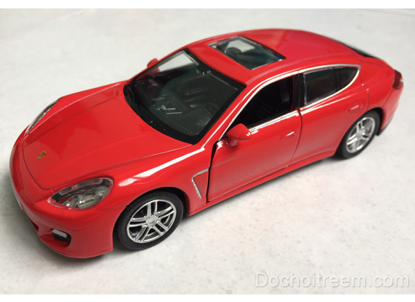 Xe-Porsche-Panamera-Turbo-9