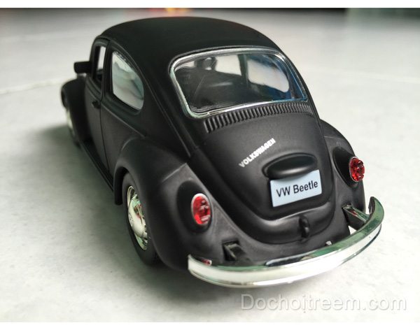 Xe-Volkswagen-Beetle-(den)-5