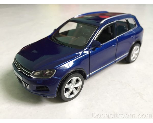 Xe-Volkswagen-Touareg-(xanh)-3