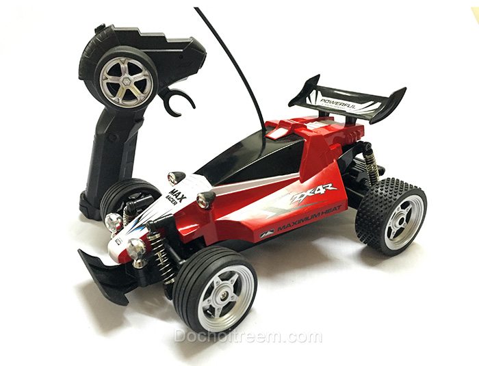 Xe-dieu-khien-tu-xa-tay-cam-xoay,-co-sac-BT991-BT992-2