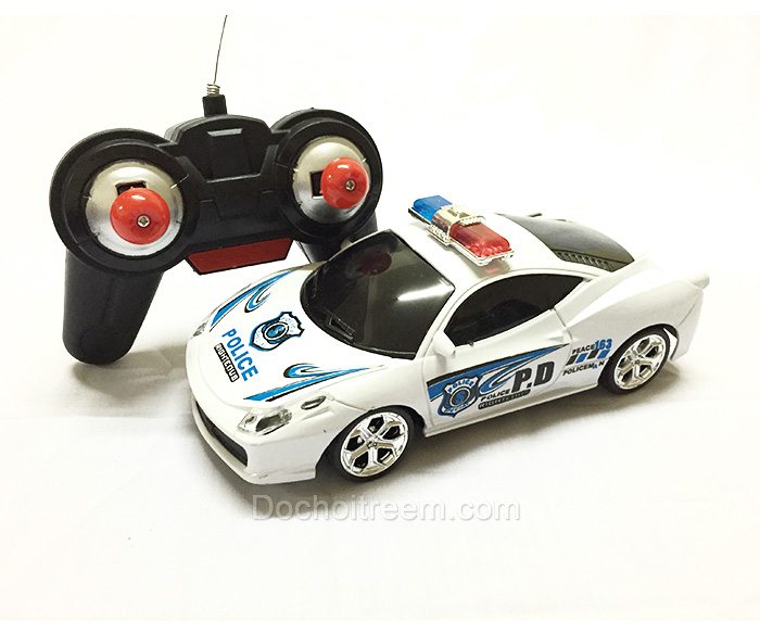 Xe-dieu-khien-tu-xa-xanh-sat-mau-trang-052AB-4-2