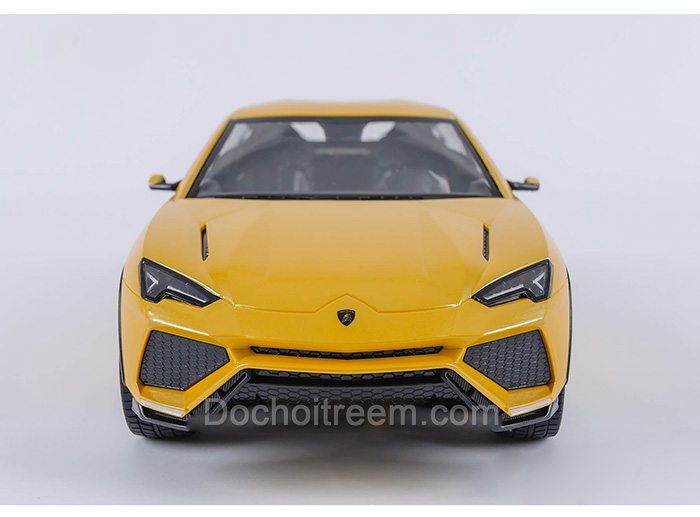 Xe-dieu-khien-tu-xa-lamborghini-urus-mau-vang-73000-6