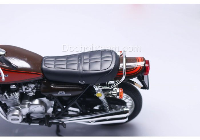 Xe-mo-hinh-Joycity-mo-to-Kawasaki-750-RS-7