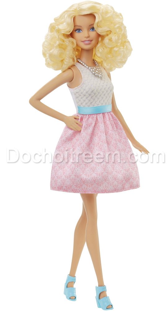 Bup-be-Barbie-phong-cach-nghi-mat-DGY54D-2