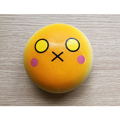 SQUISHY-BANH-BANH-BAOCAM