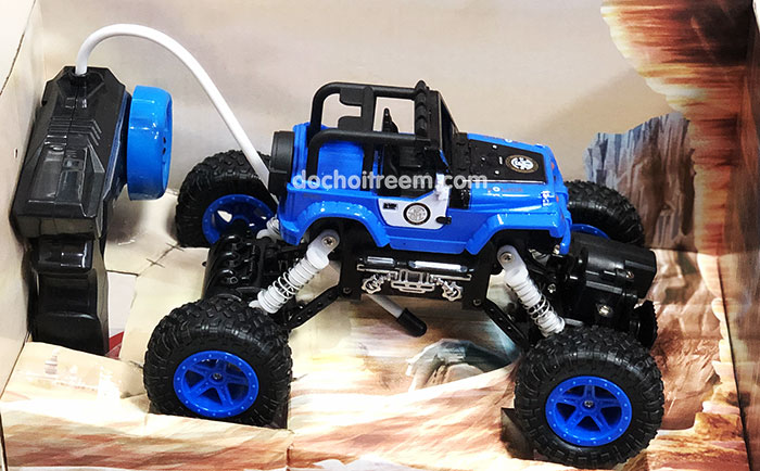 Xe Jeep bánh lớn địa hình sạc CX1819-2P