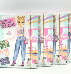 Sách hình dán và thiết kế thời trang Topmodel