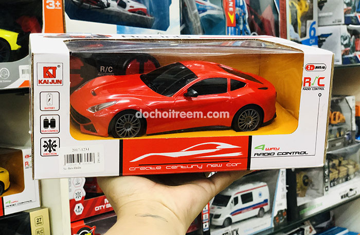 Ô tô điều khiển từ xa chạy pin màu đỏ