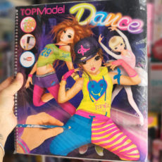 Topmodel - BST thiết kế thời trang Dance 1 Colouring Book