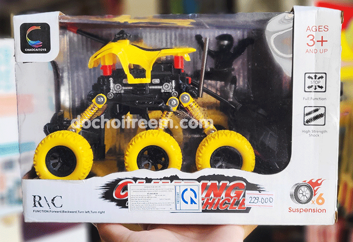 Xe điều khiển địa hình 6 bánh màu vàng